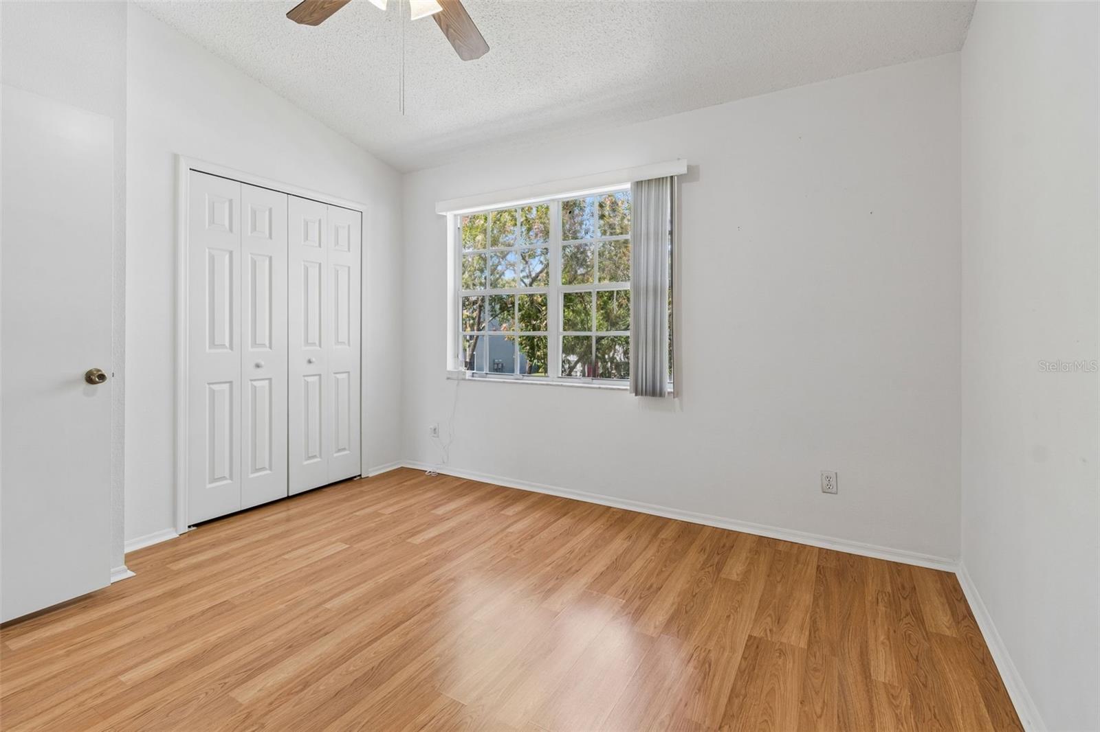 COUNTRYSIDE KEY - Residential