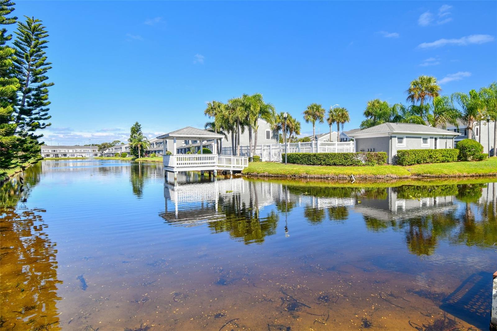 COUNTRYSIDE KEY - Residential