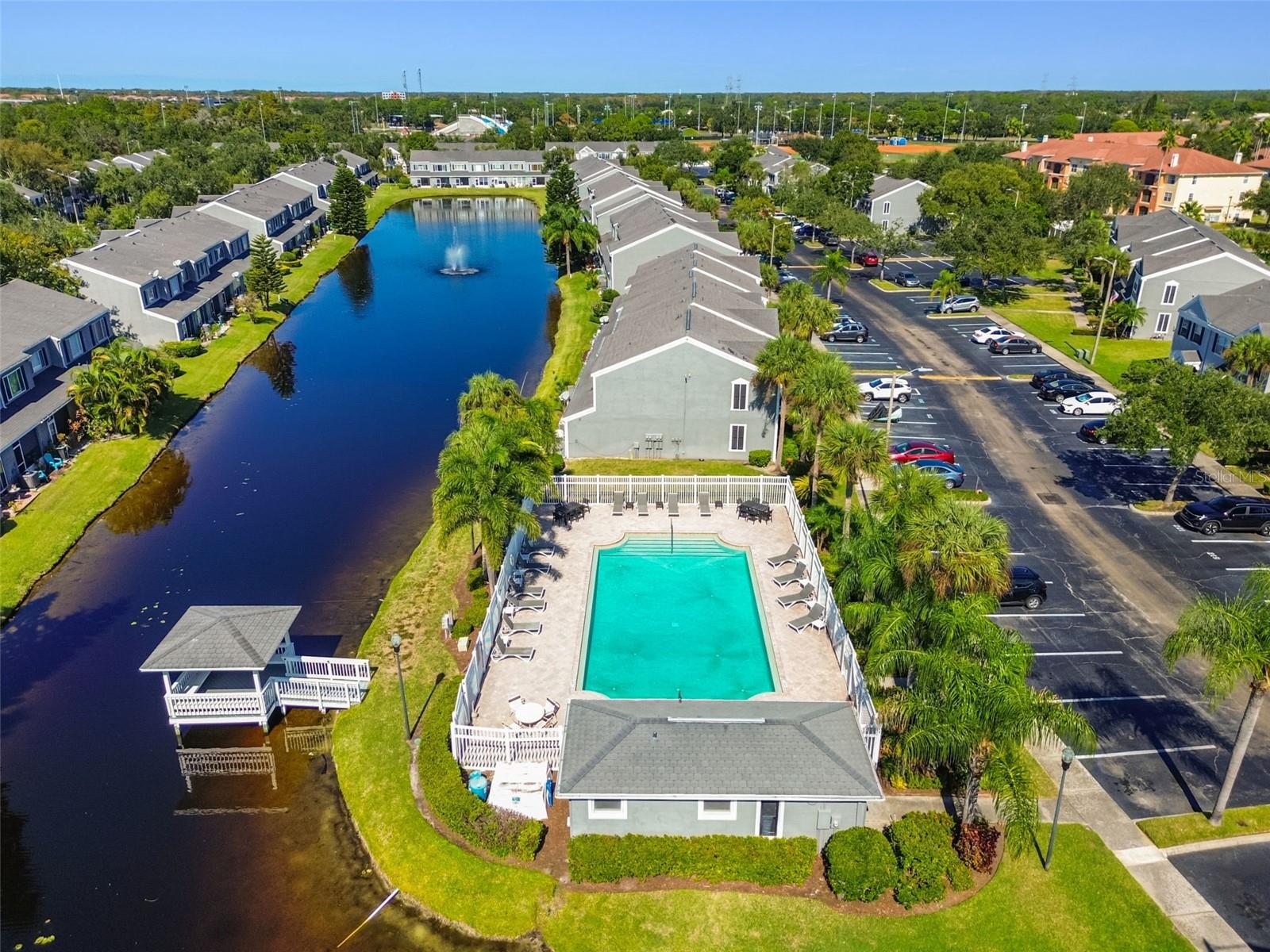 COUNTRYSIDE KEY - Residential