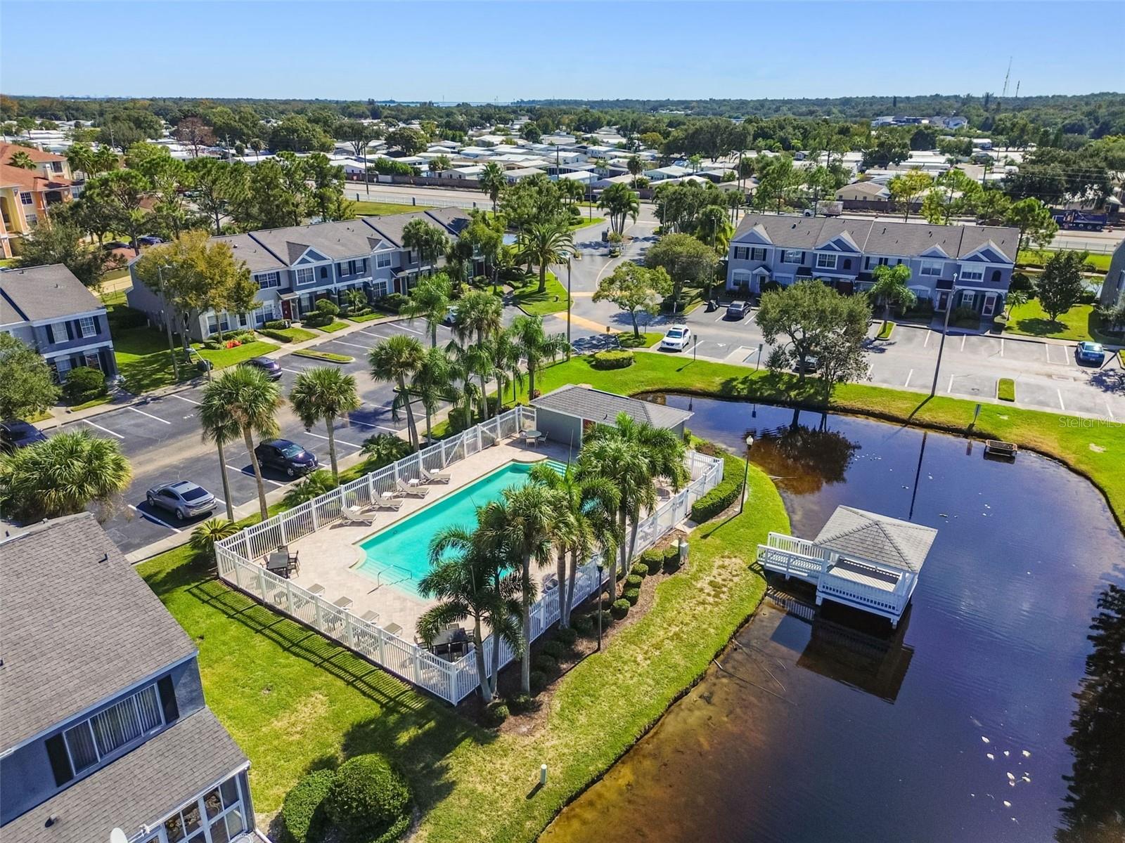COUNTRYSIDE KEY - Residential
