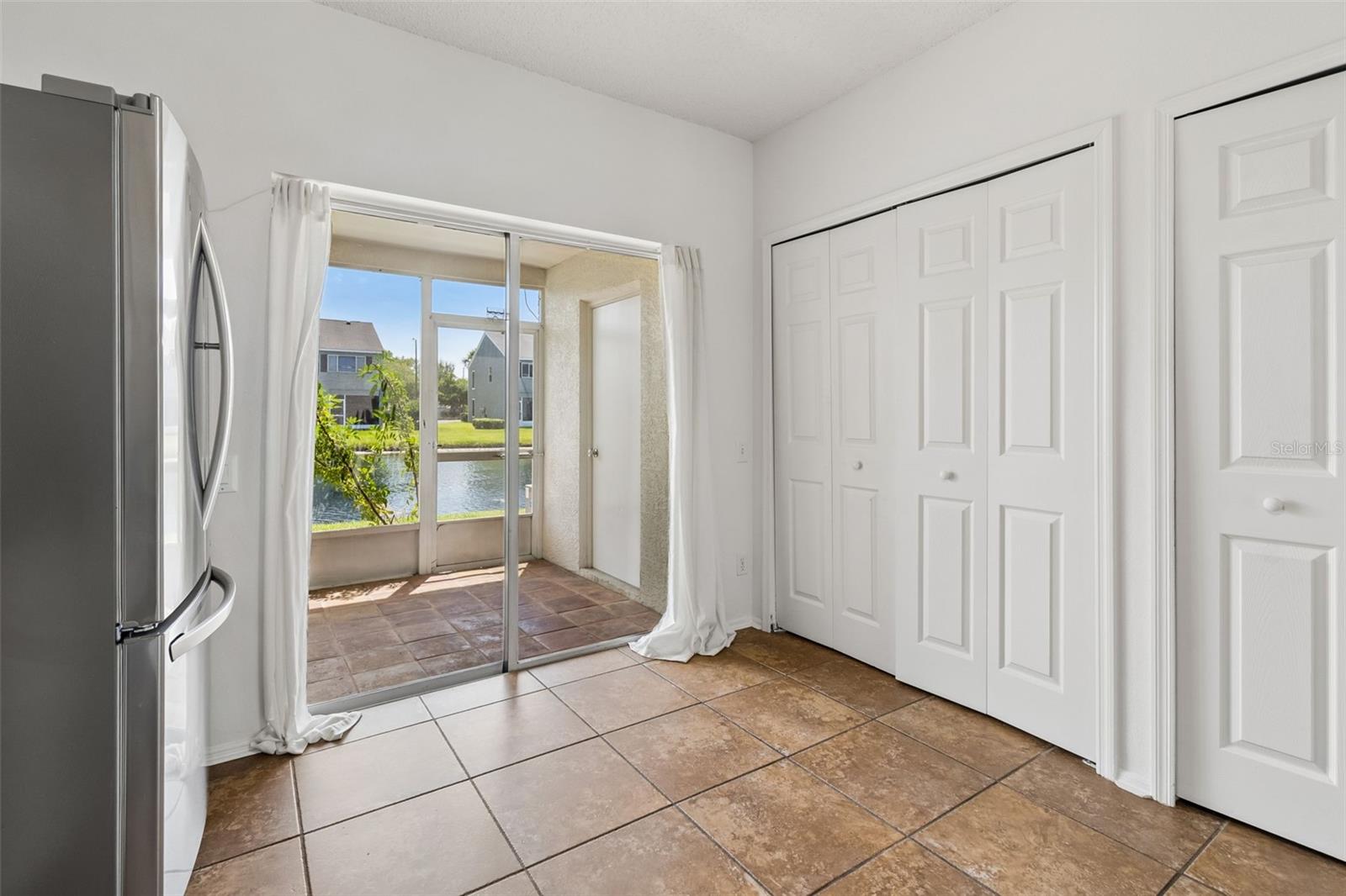 COUNTRYSIDE KEY - Residential