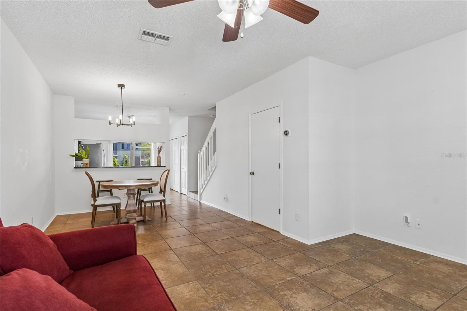 COUNTRYSIDE KEY - Residential