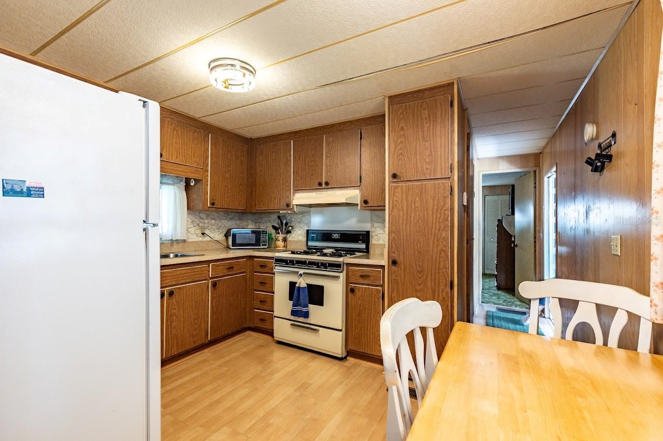 BETMAR ACRES - Residential