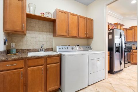 Tiny photo for 6426 SE 10th Street, Ocala, FL 34472 (MLS # OM724463)
