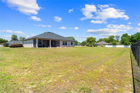Tiny photo for 6426 SE 10th Street, Ocala, FL 34472 (MLS # OM724463)