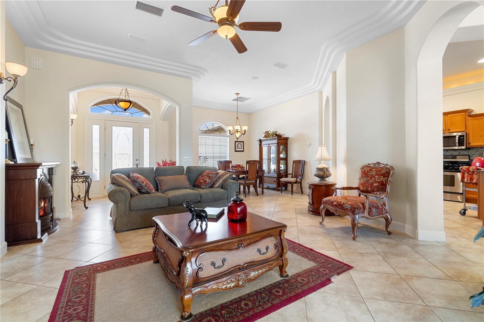 DEER PATH ESTATE - Residential