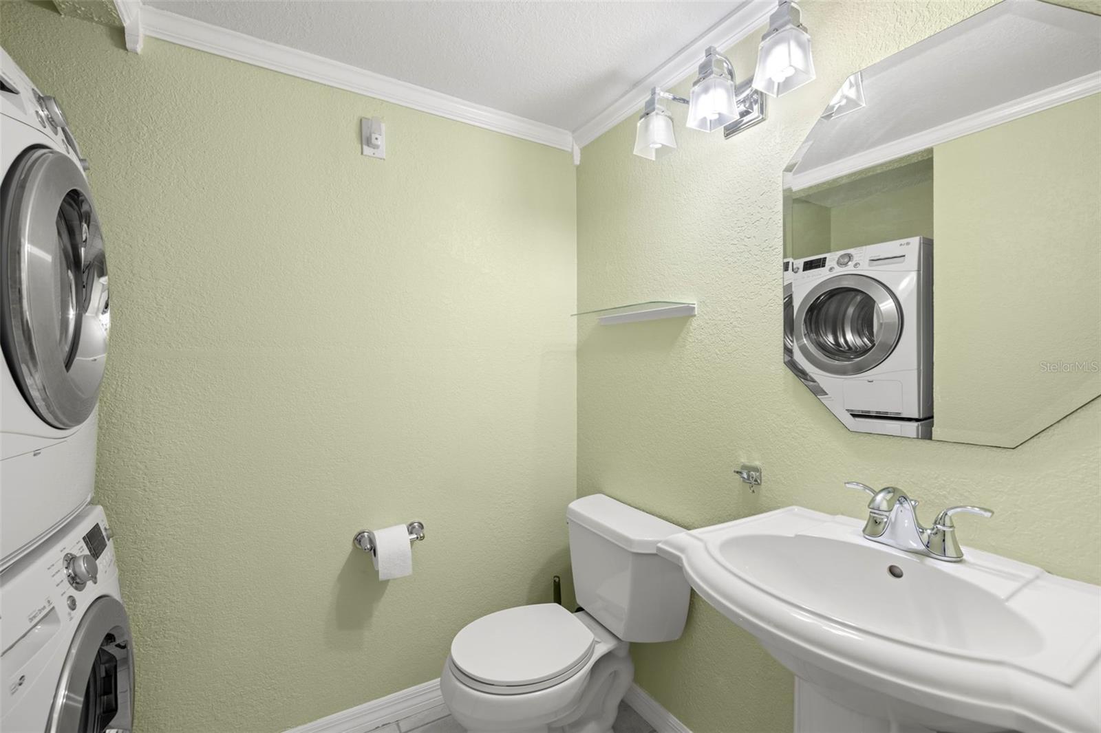 BAY ISLAND GROUP 15 - Residential