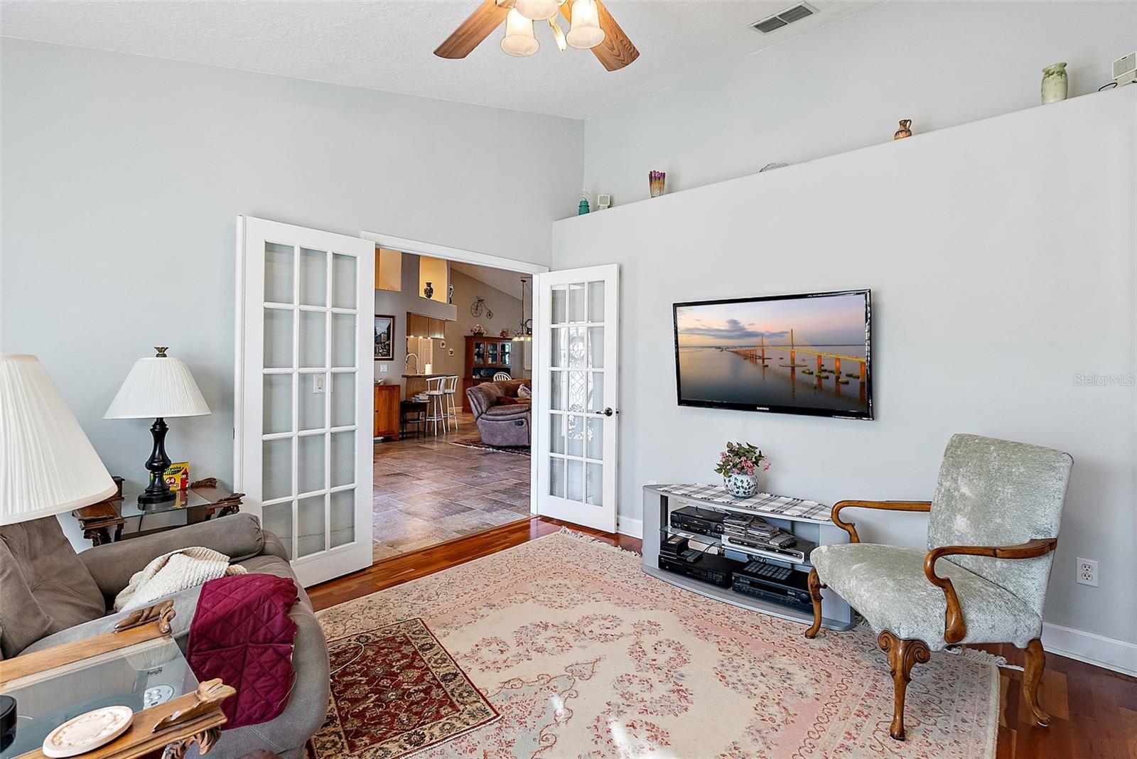 TIERRA VERDE - Residential