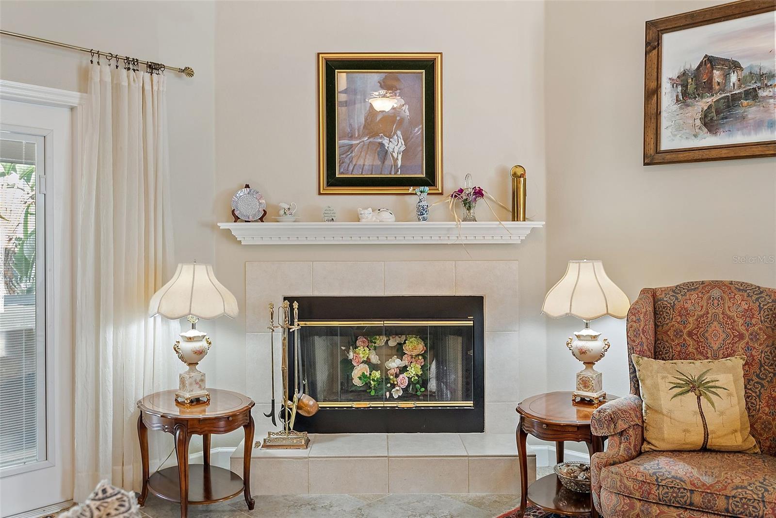 TIERRA VERDE - Residential