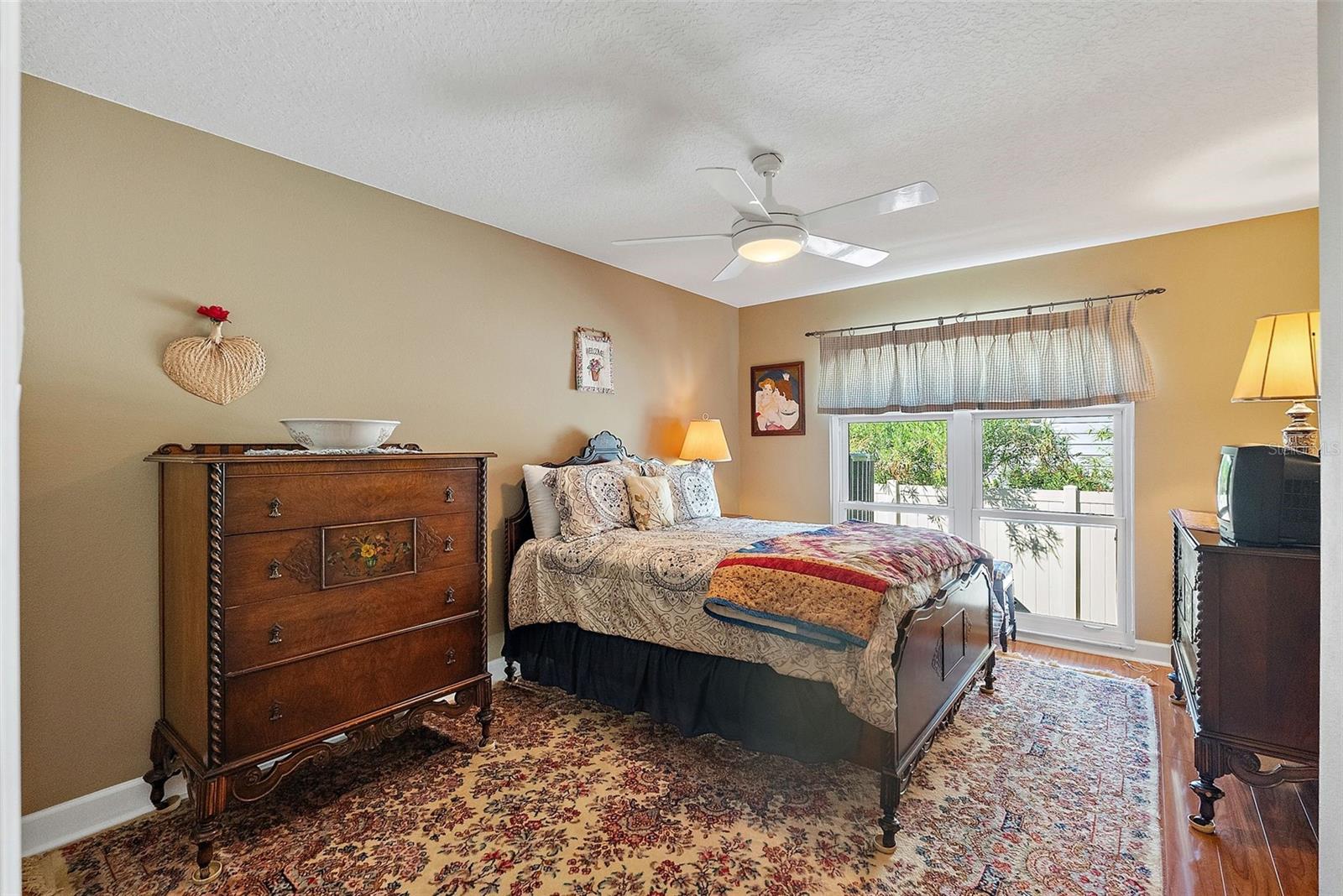 TIERRA VERDE - Residential