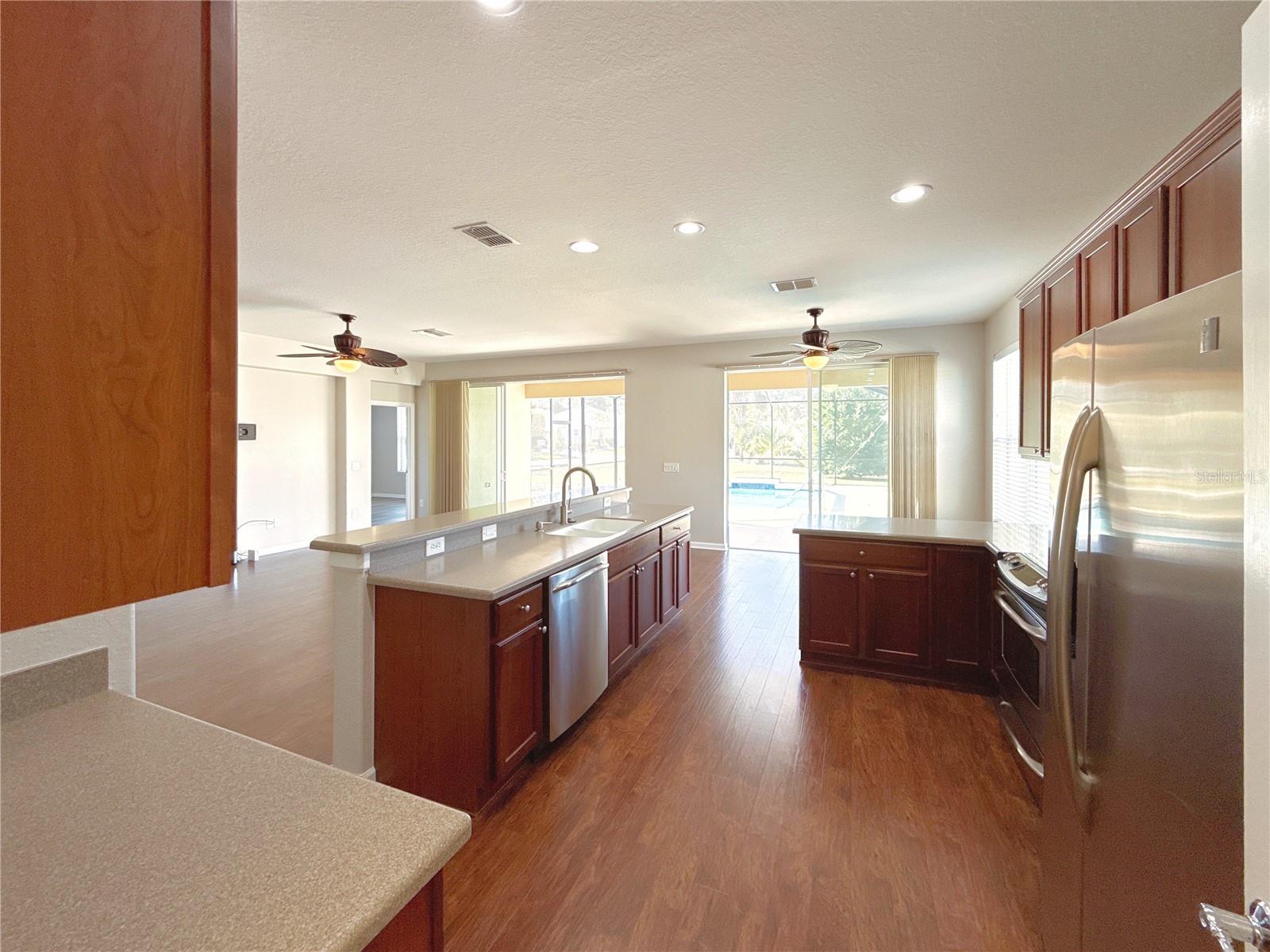 STONE CREEK BY DEL WEBB-SEBASTIAN - Residential