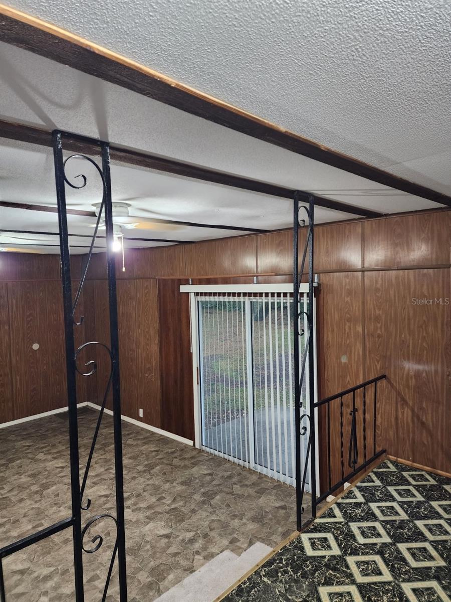 HOBBY HILL - Residential