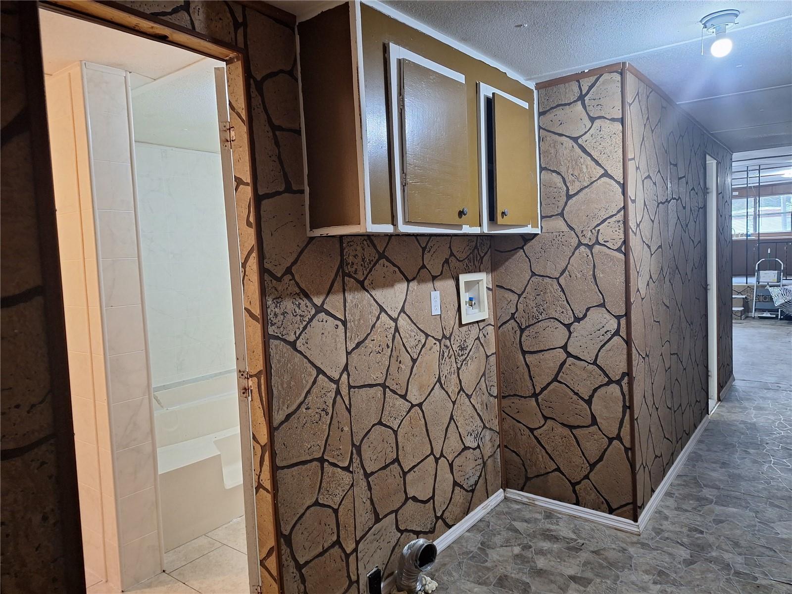 HOBBY HILL - Residential