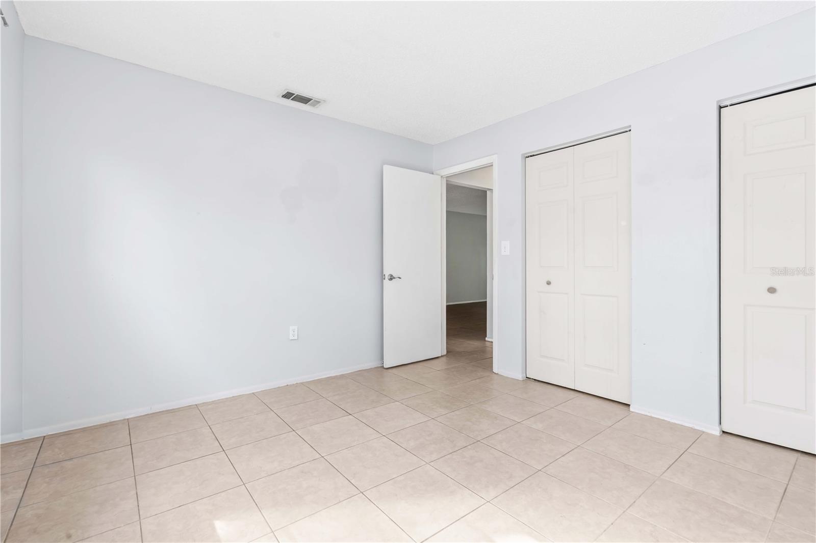 DEERWOOD GARDENS UNIT ONE - Residential