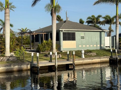 4231 HOLLIS AVENUE PORT CHARLOTTE FL 33953