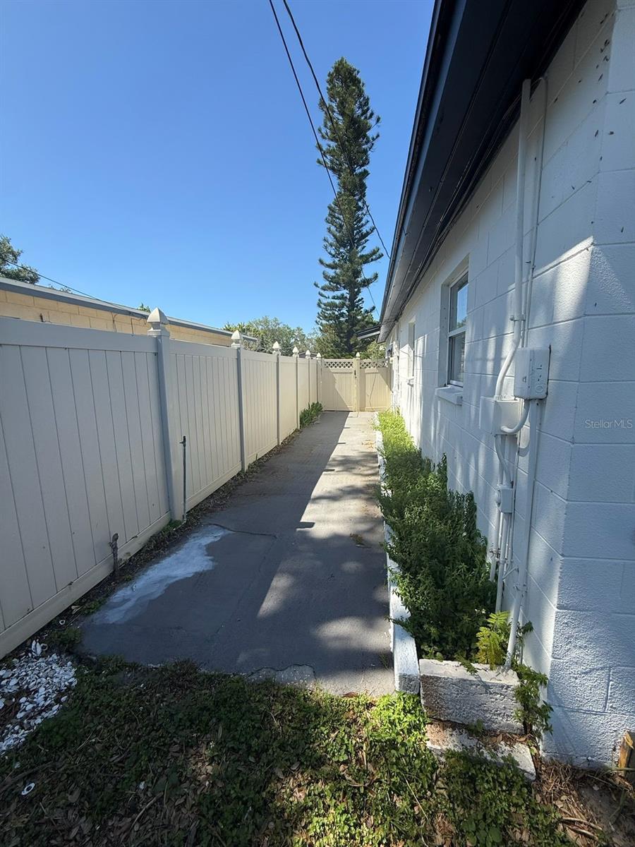 SHOREACRES CENTER - Residential