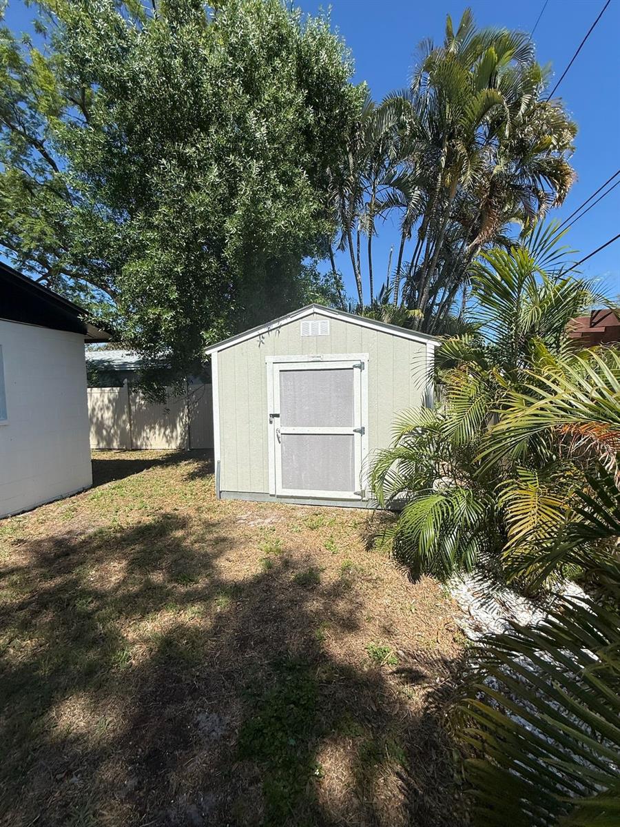 SHOREACRES CENTER - Residential