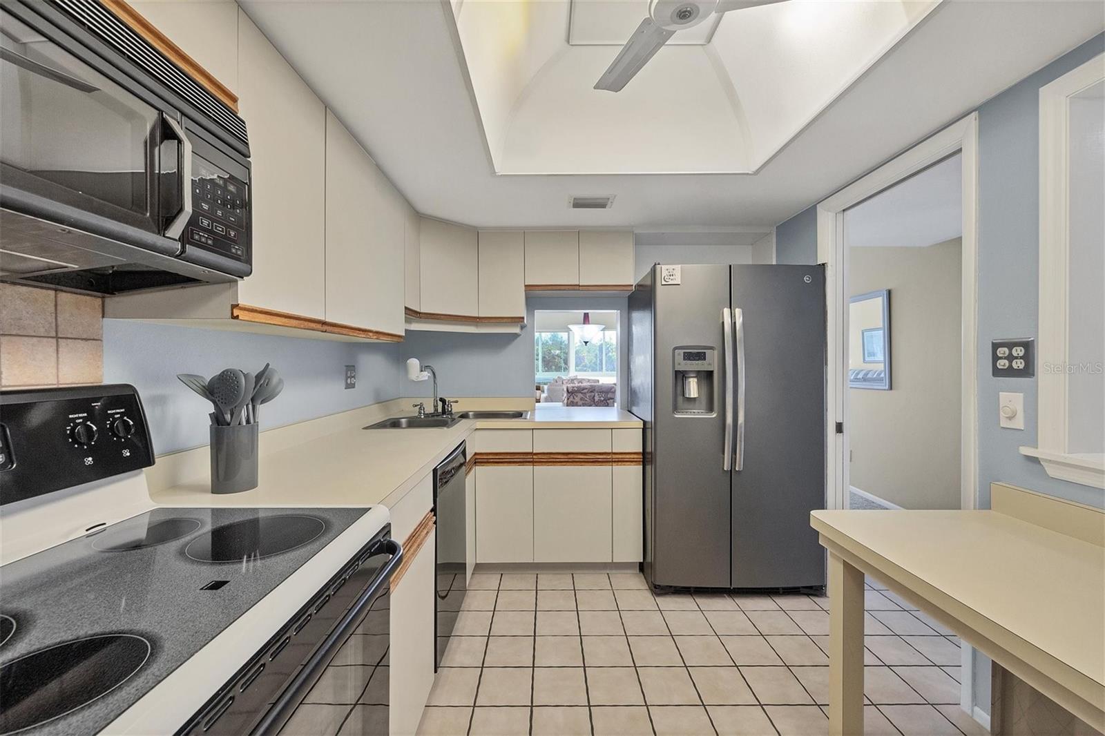 LIDO HARBOUR SOUTH - Residential