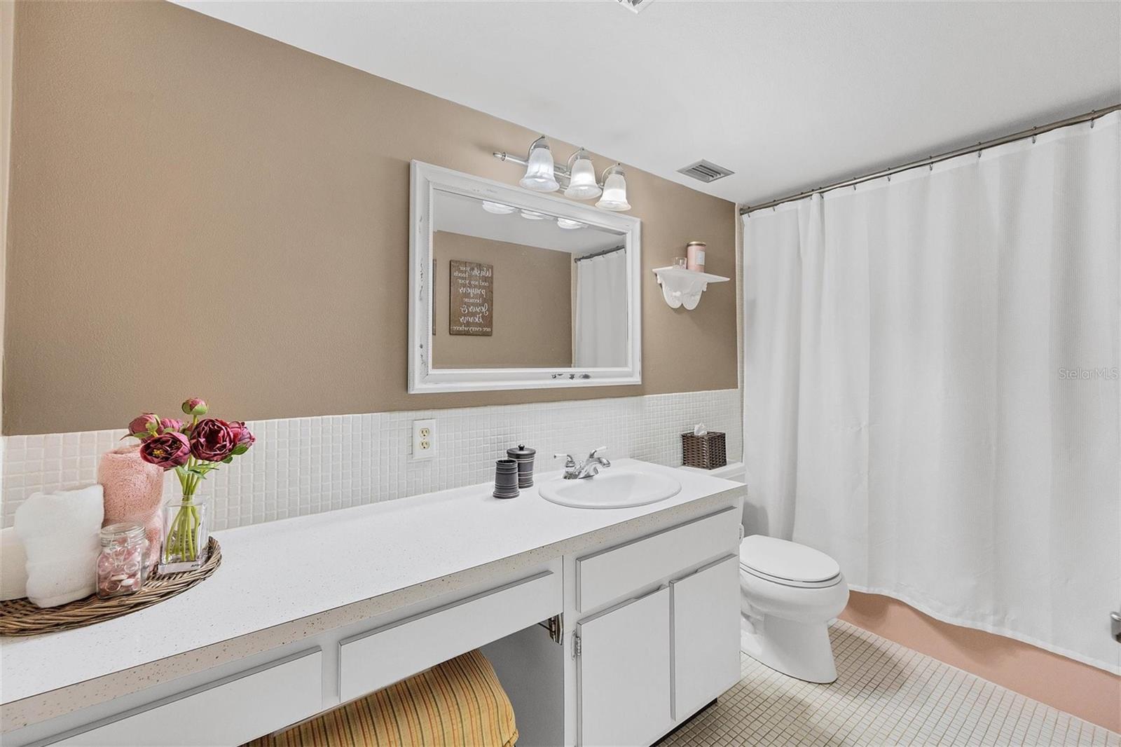 LIDO HARBOUR SOUTH - Residential