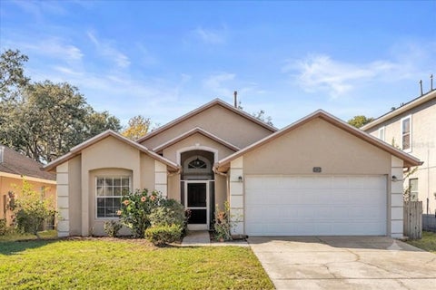 Photo of 111 Pinewood Drive, Davenport, FL 33896 (MLS # L4964129)
