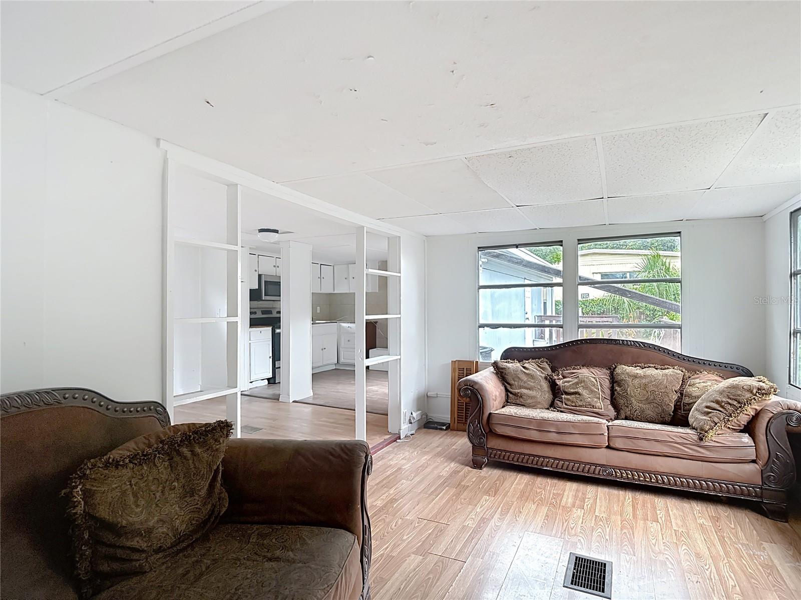 6526 CHAR LANE
