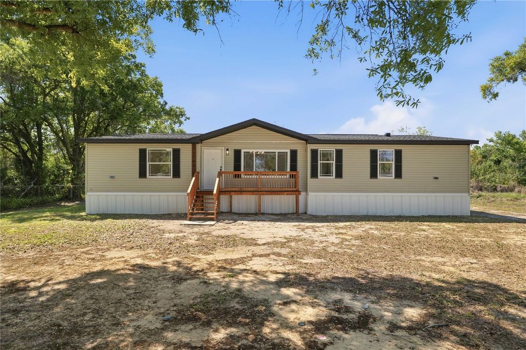 Photo of 11708 Meadowdale Dr, Tampa, FL 33625 (MLS # TB8489258)