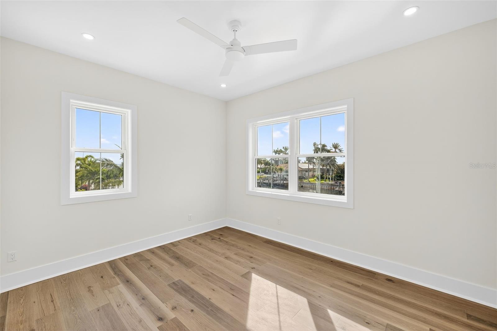 VENETIAN ISLES - Residential