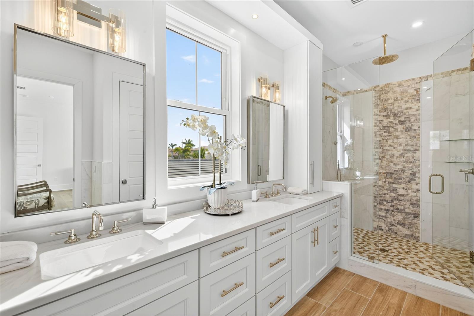 VENETIAN ISLES - Residential