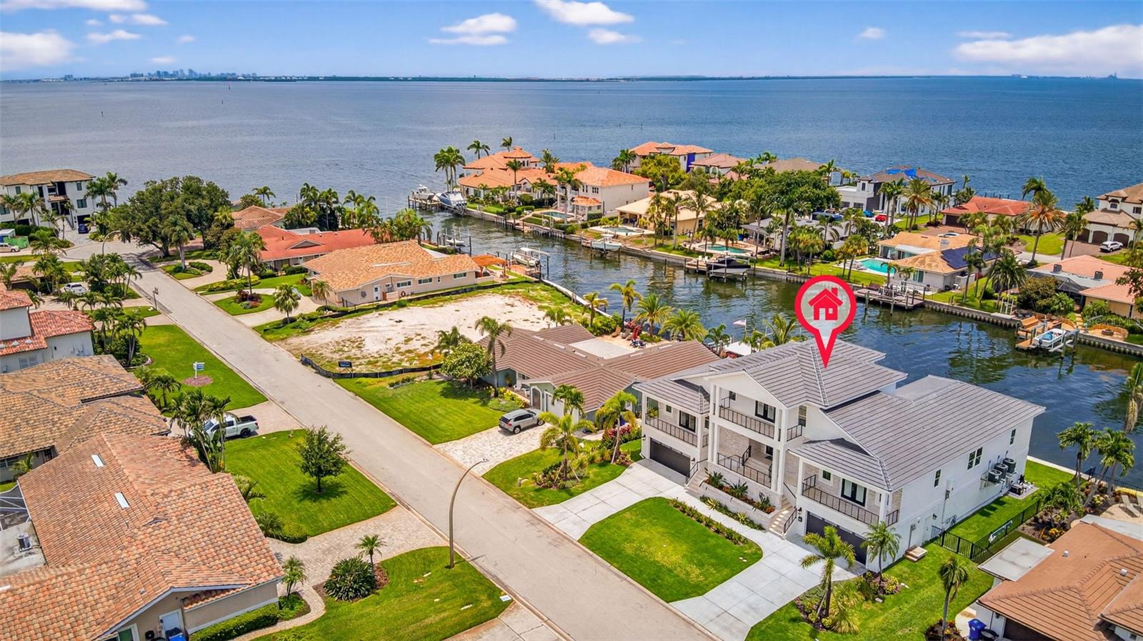 VENETIAN ISLES - Residential