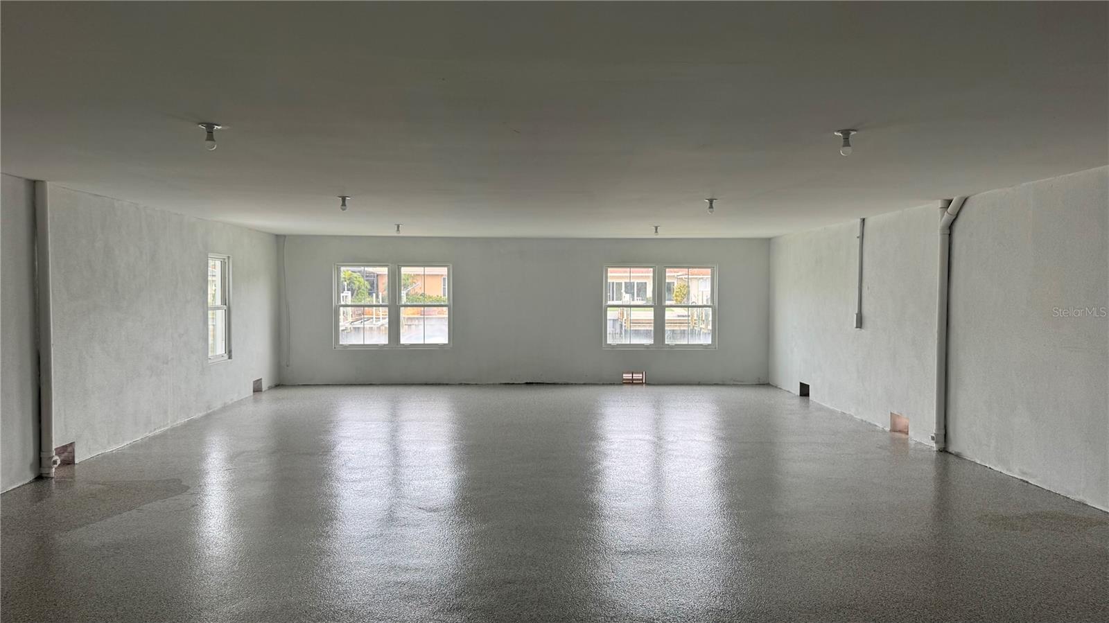 VENETIAN ISLES - Residential