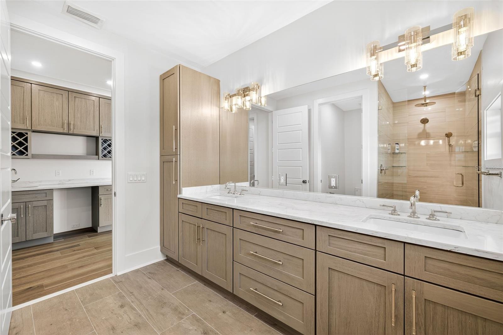 VENETIAN ISLES - Residential