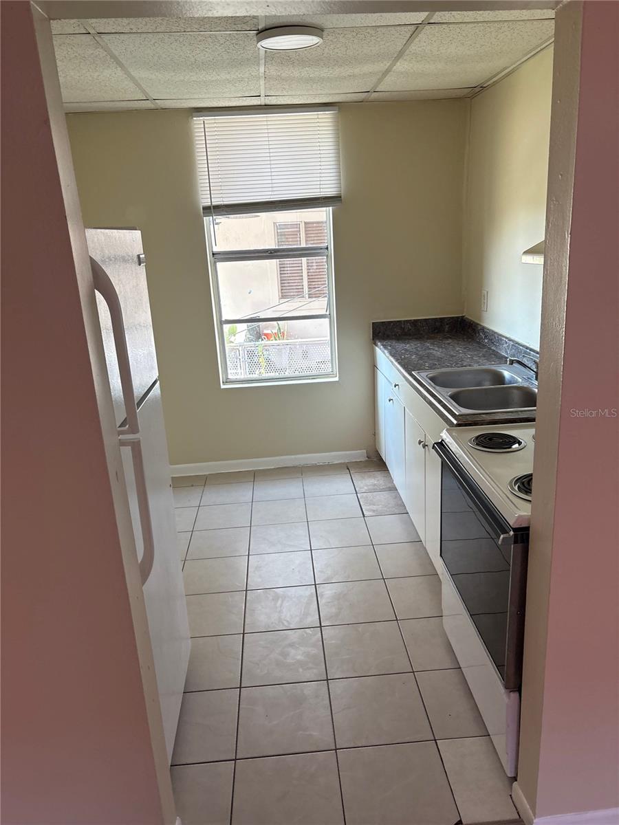KELLYS ALICE SUB - Residential Lease