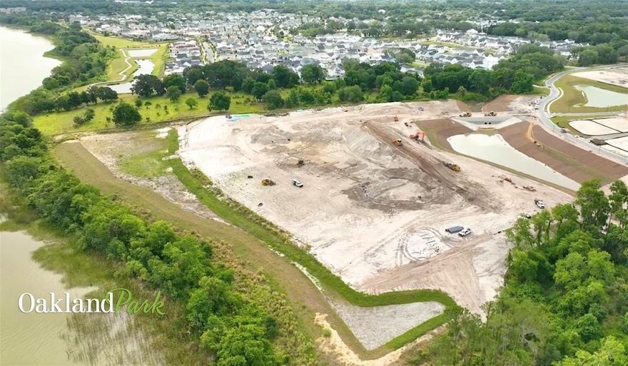 LOT 258: Don't miss your final opportunity to build your dream home in Oakland Park, a charming golf cart community along Lake Apopka and the West Orange Trail. These recently released lots are part the final phase of this coveted neighborhood and some of the best views available. This is your chance to build an estate or lake front home that is only 2 miles for adorable Downtown Winter Garden, and 20 minutes to world famous theme parks or 30 minutes to our international airport.
Buyers must contract with one of the approved Oakland Park custom home builders: J&J Builders or RCB Homes.