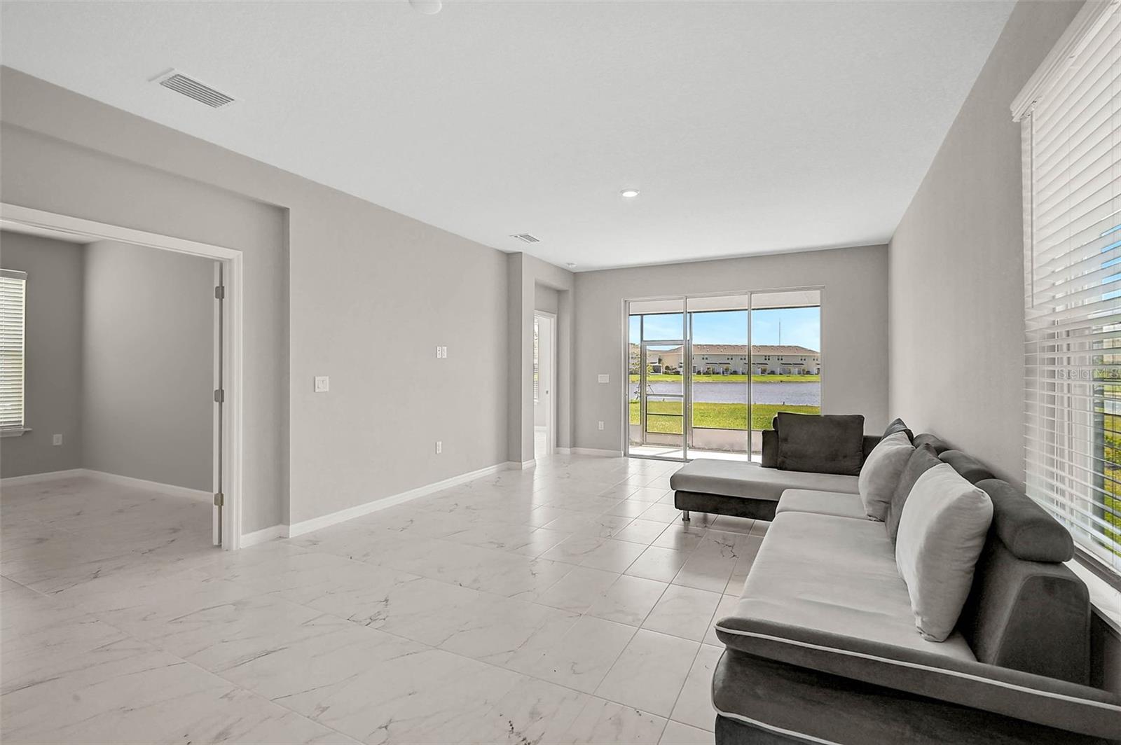 PALMERO - Residential Lease
