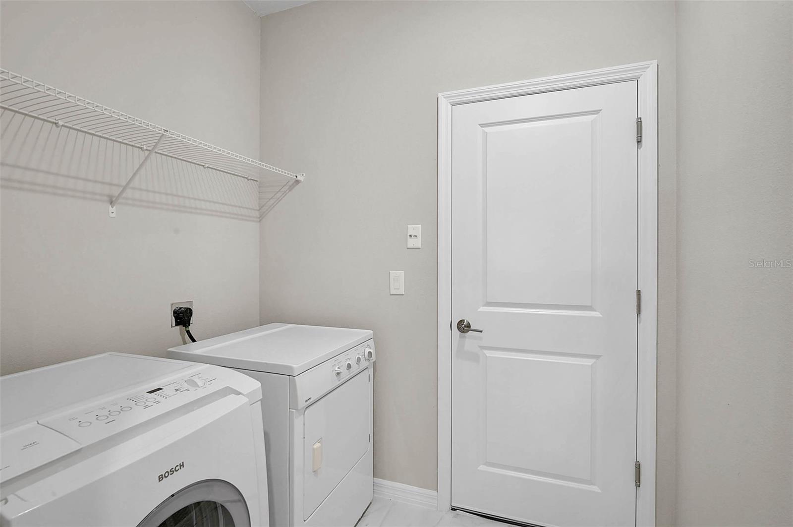 PALMERO - Residential Lease