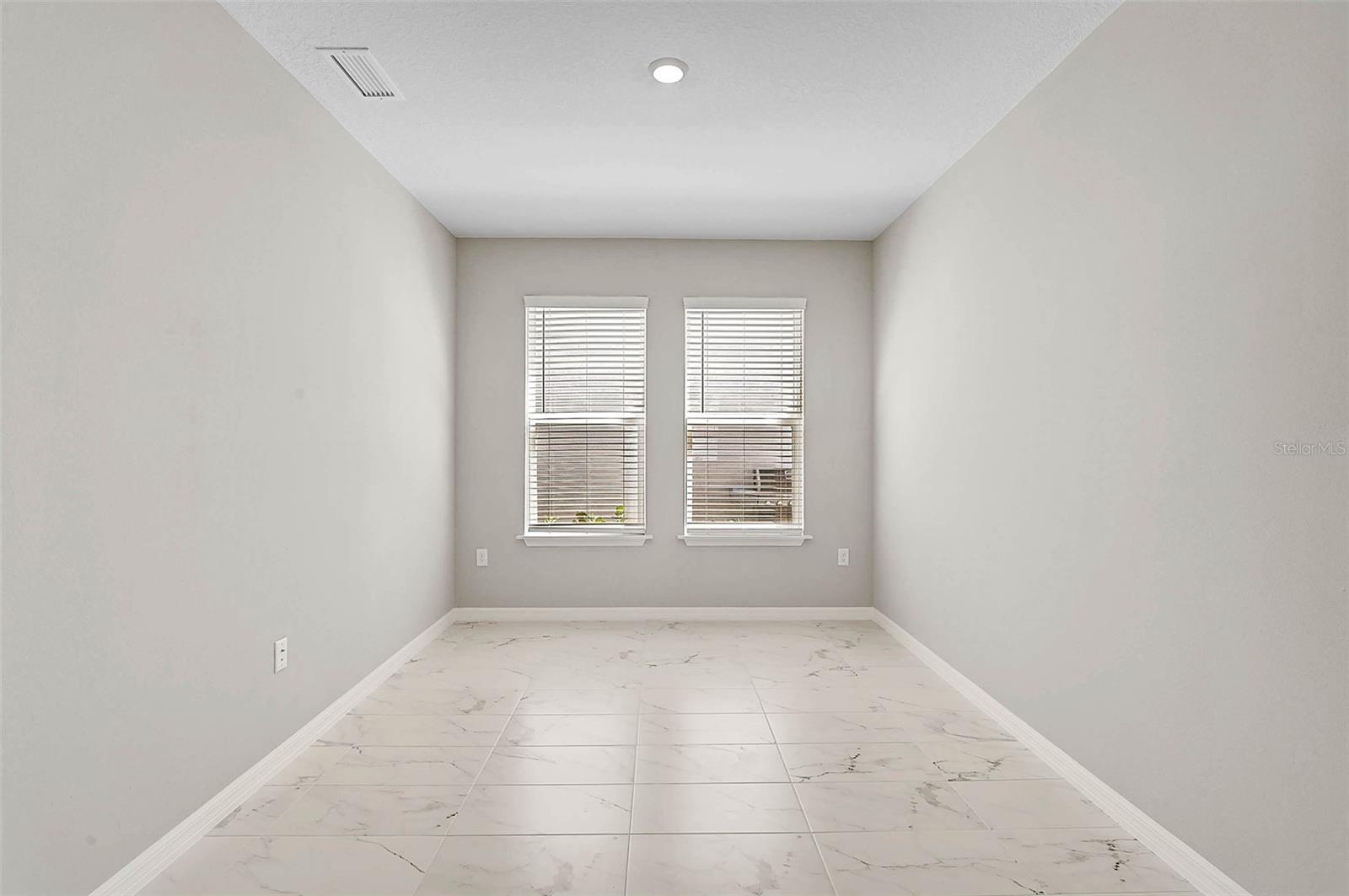 PALMERO - Residential Lease