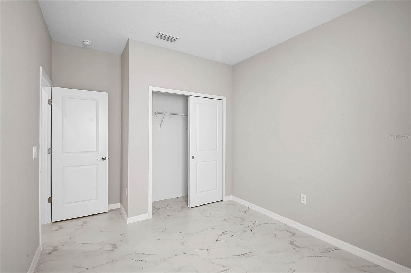 PALMERO - Residential Lease