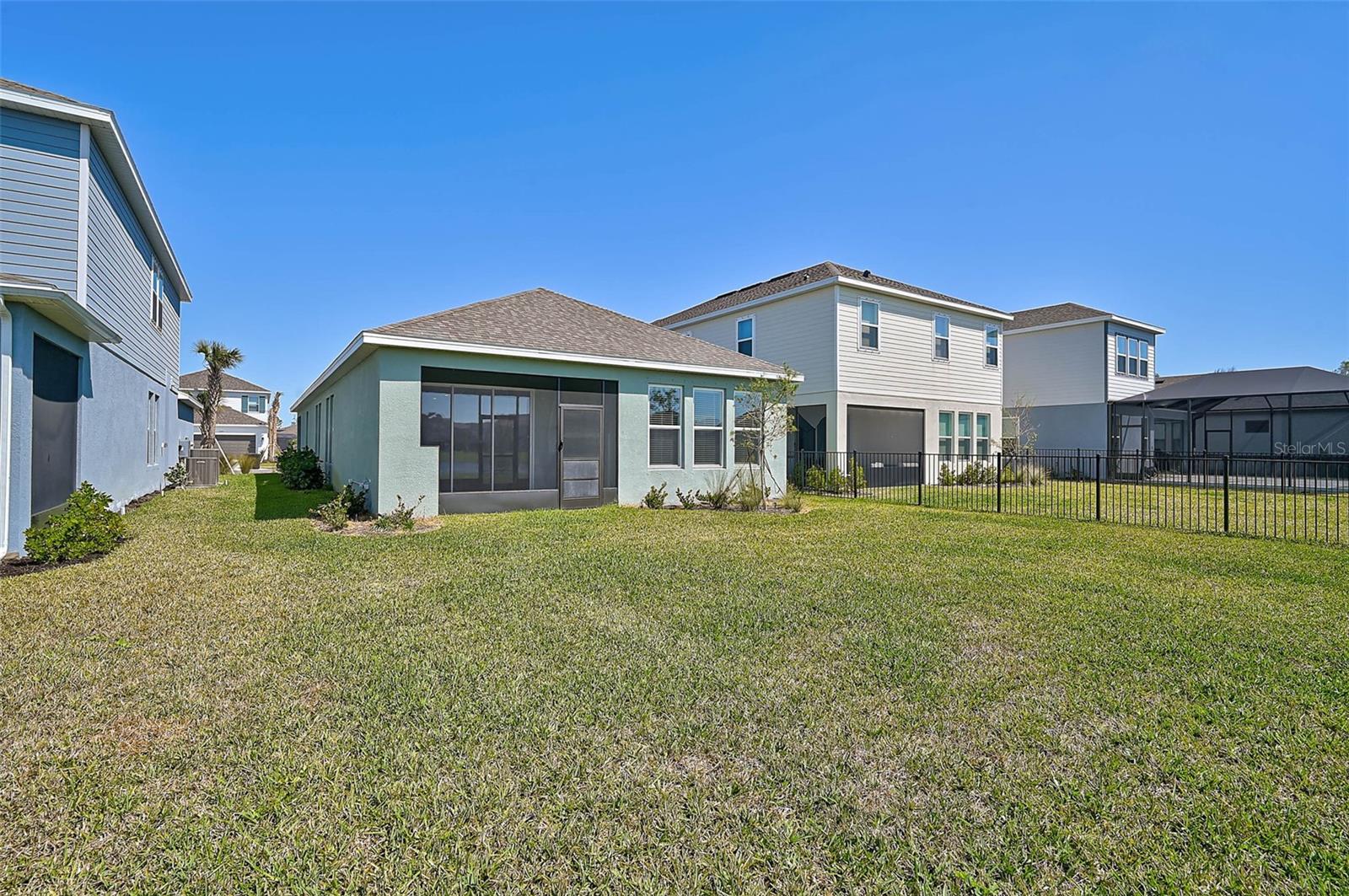 PALMERO - Residential Lease