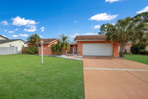 A home in SARASOTA