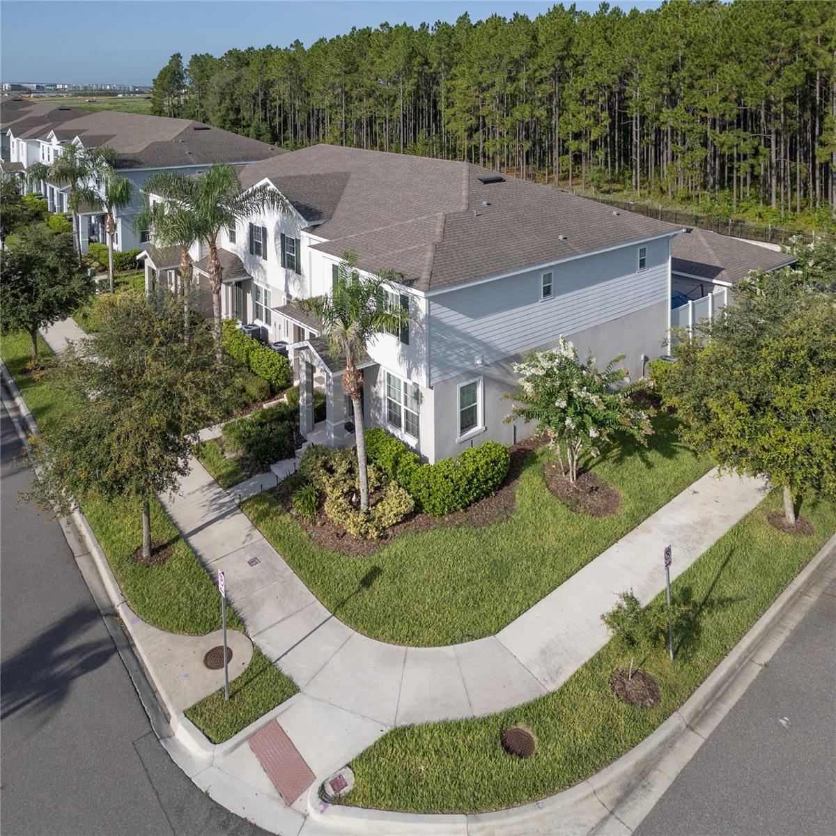 6208 ARALIA IVY LANE
