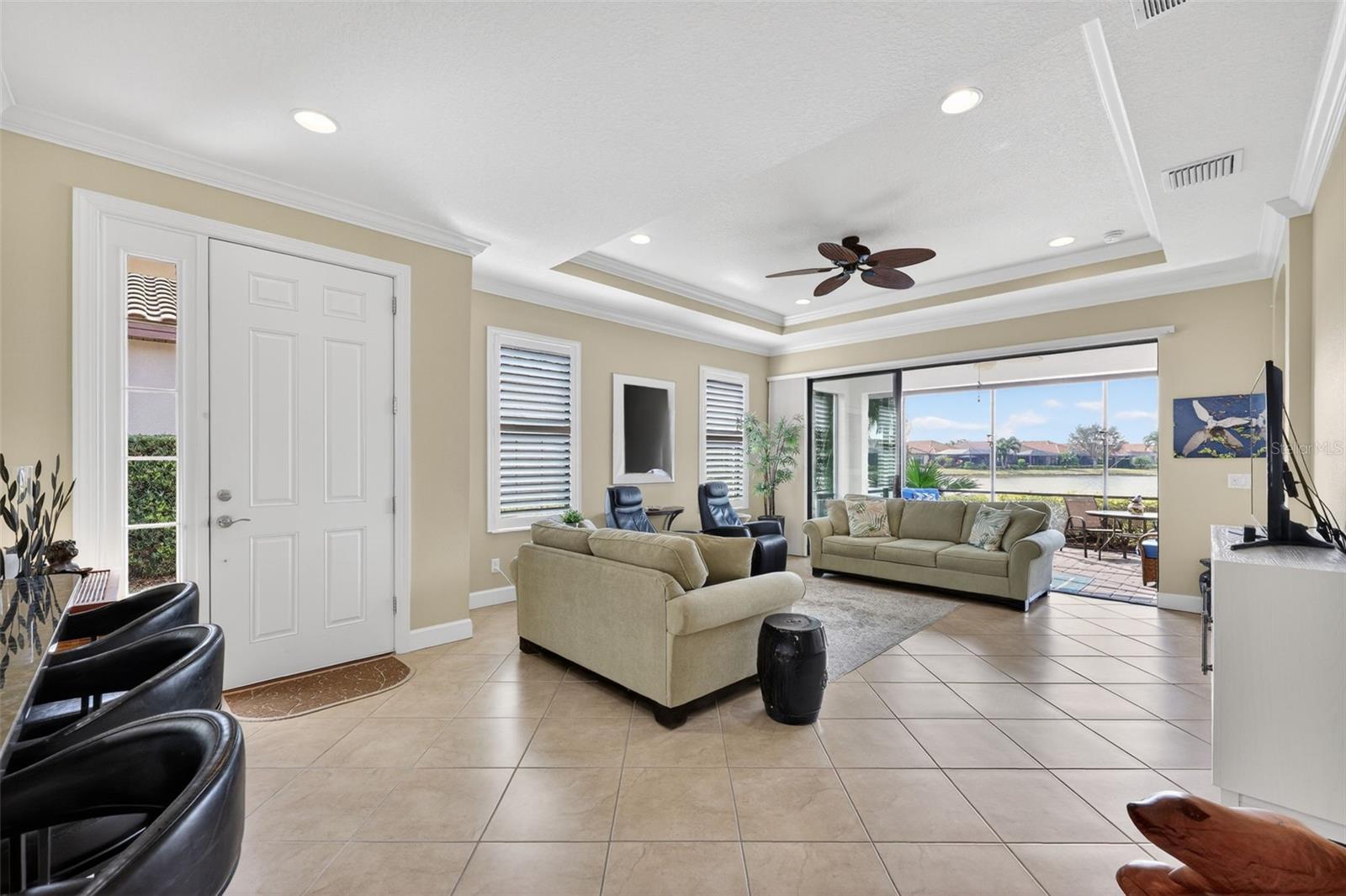 ESPLANADE PH II - Residential