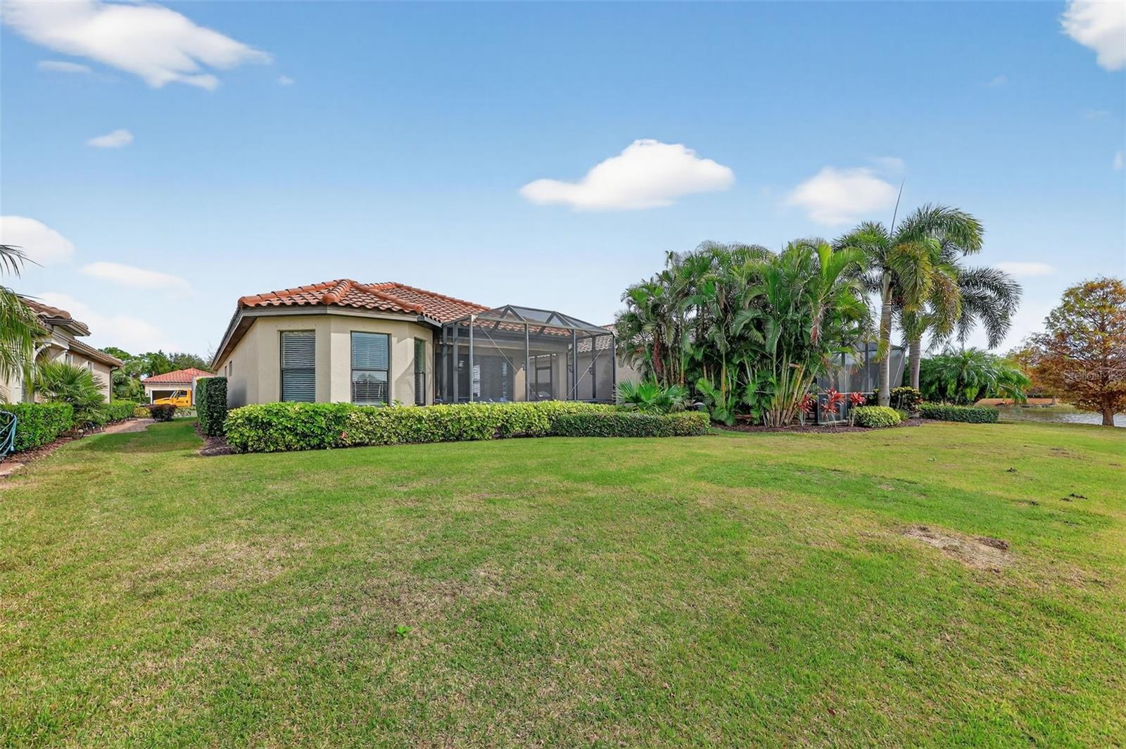 ESPLANADE PH II - Residential