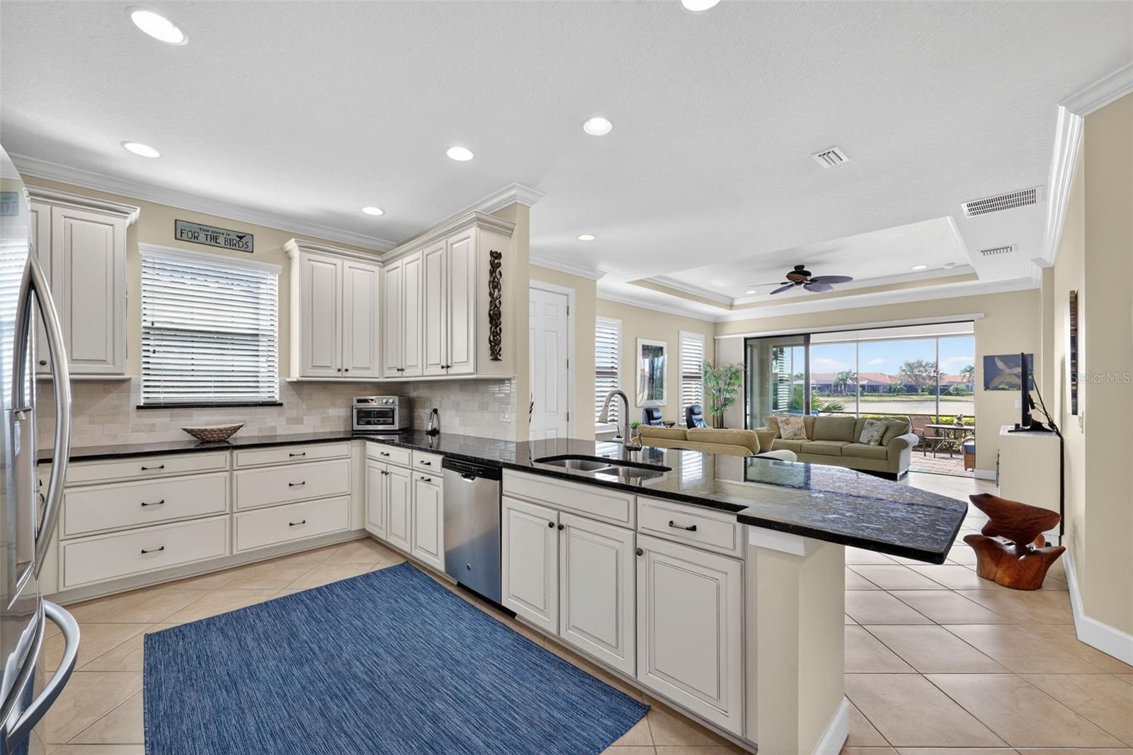 ESPLANADE PH II - Residential