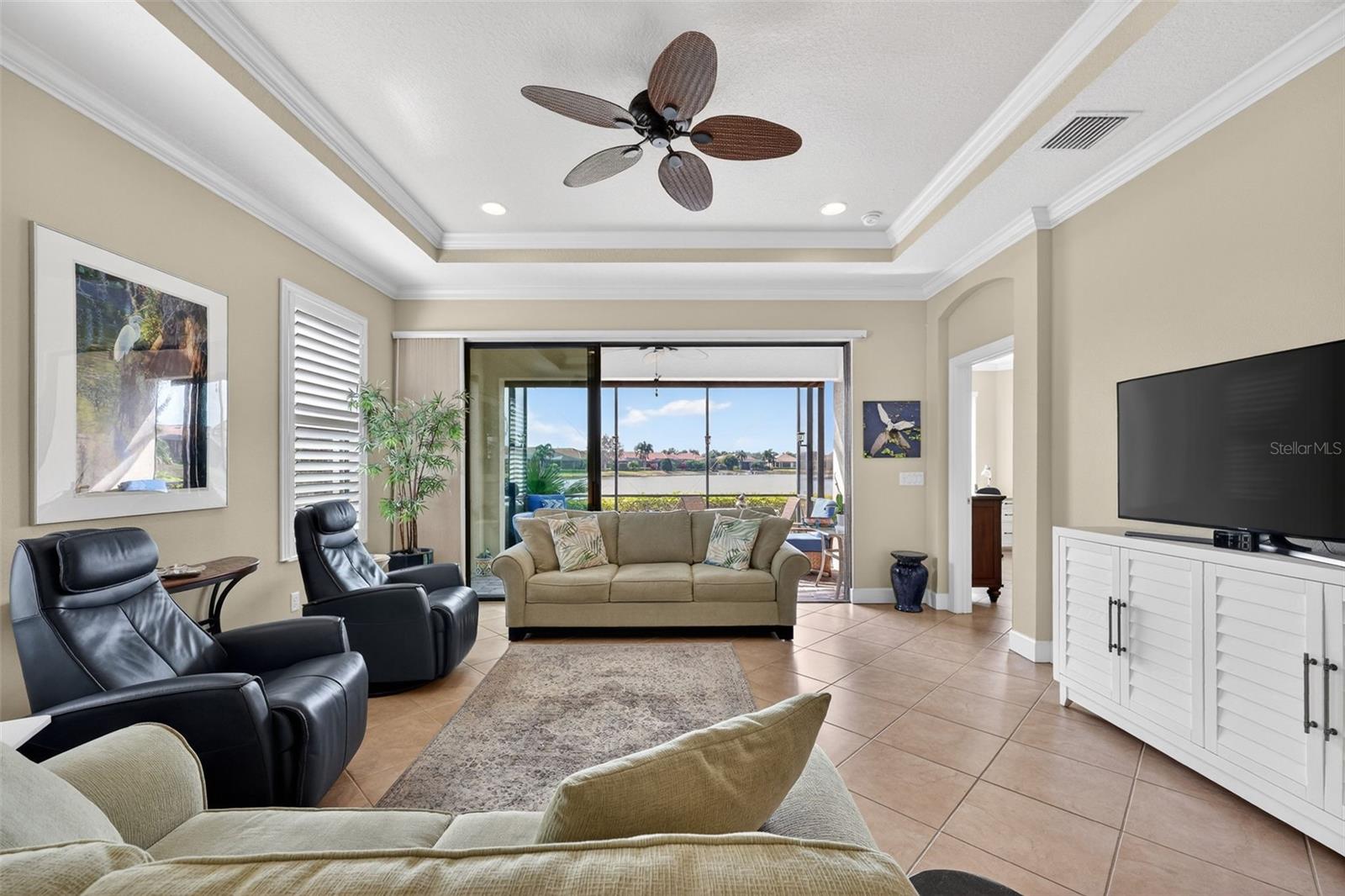 ESPLANADE PH II - Residential