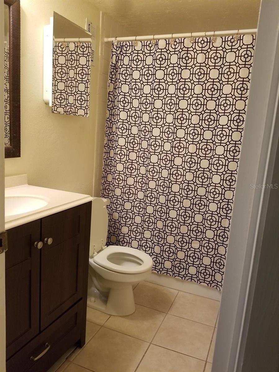 WIMBLEDON - Residential Lease