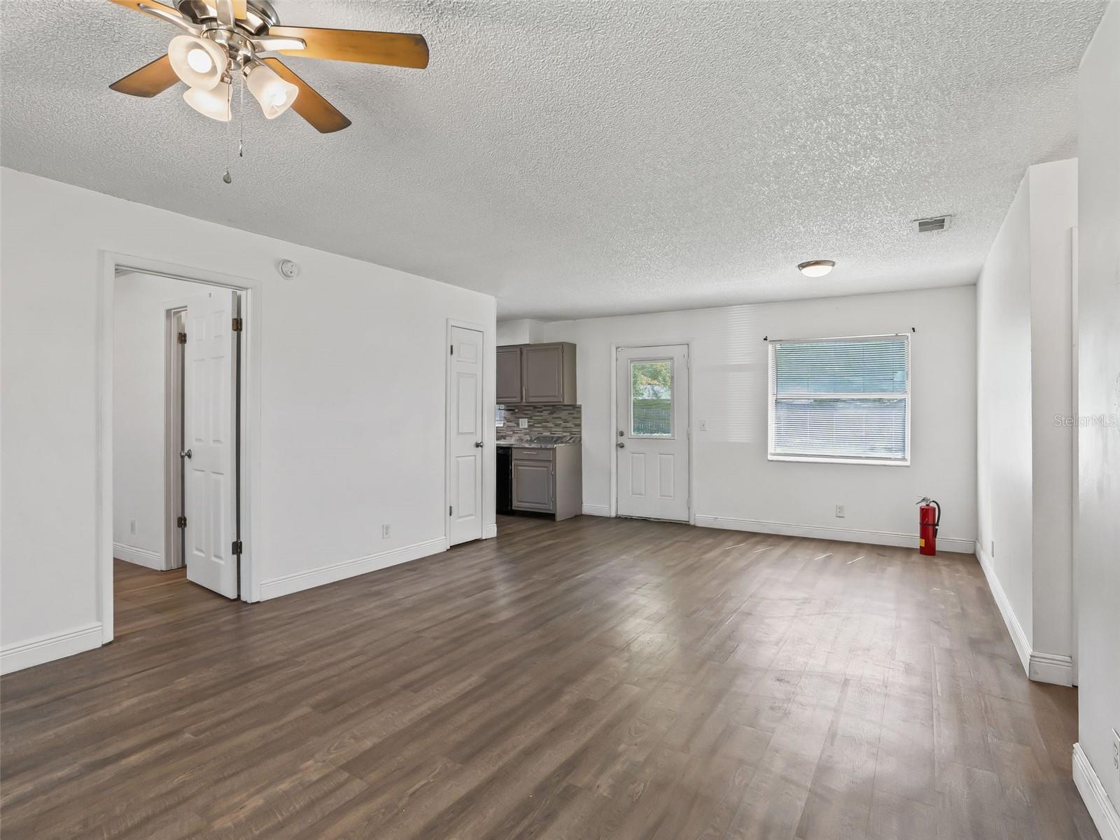 TRADE WINDS VILLAGE - Residential