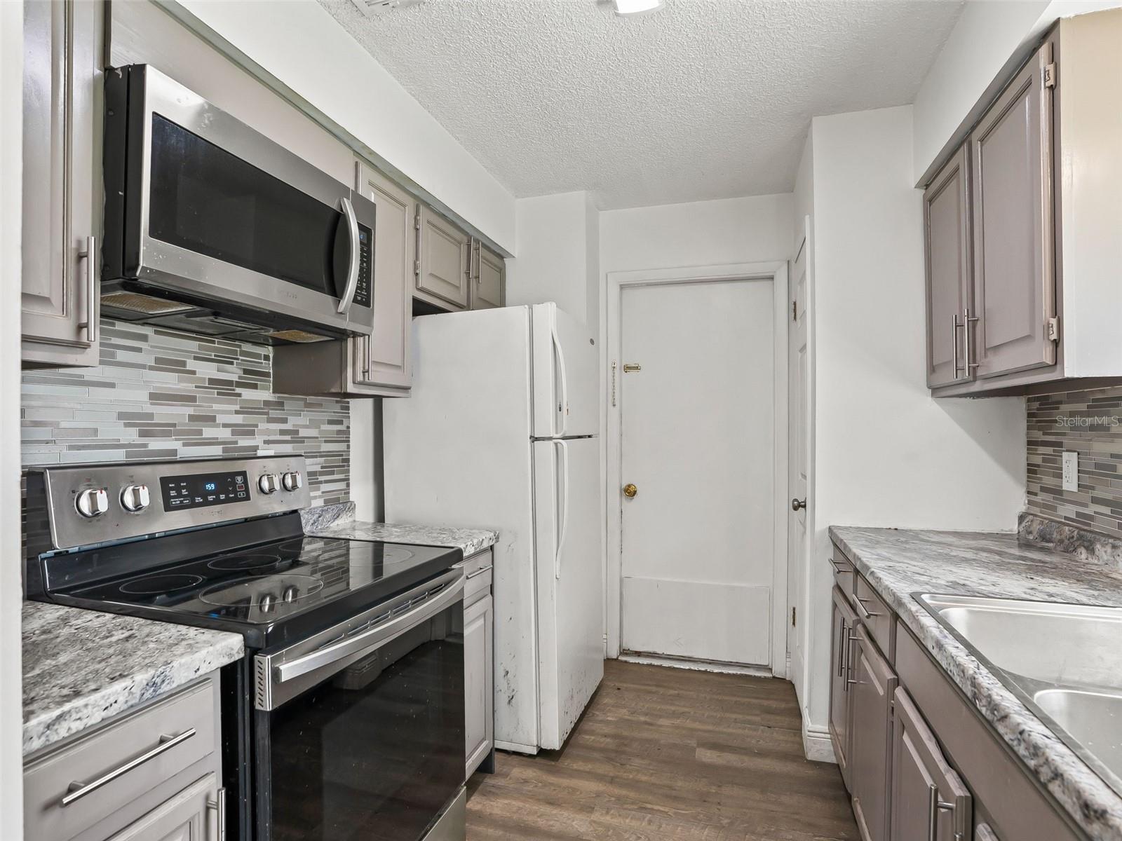 TRADE WINDS VILLAGE - Residential