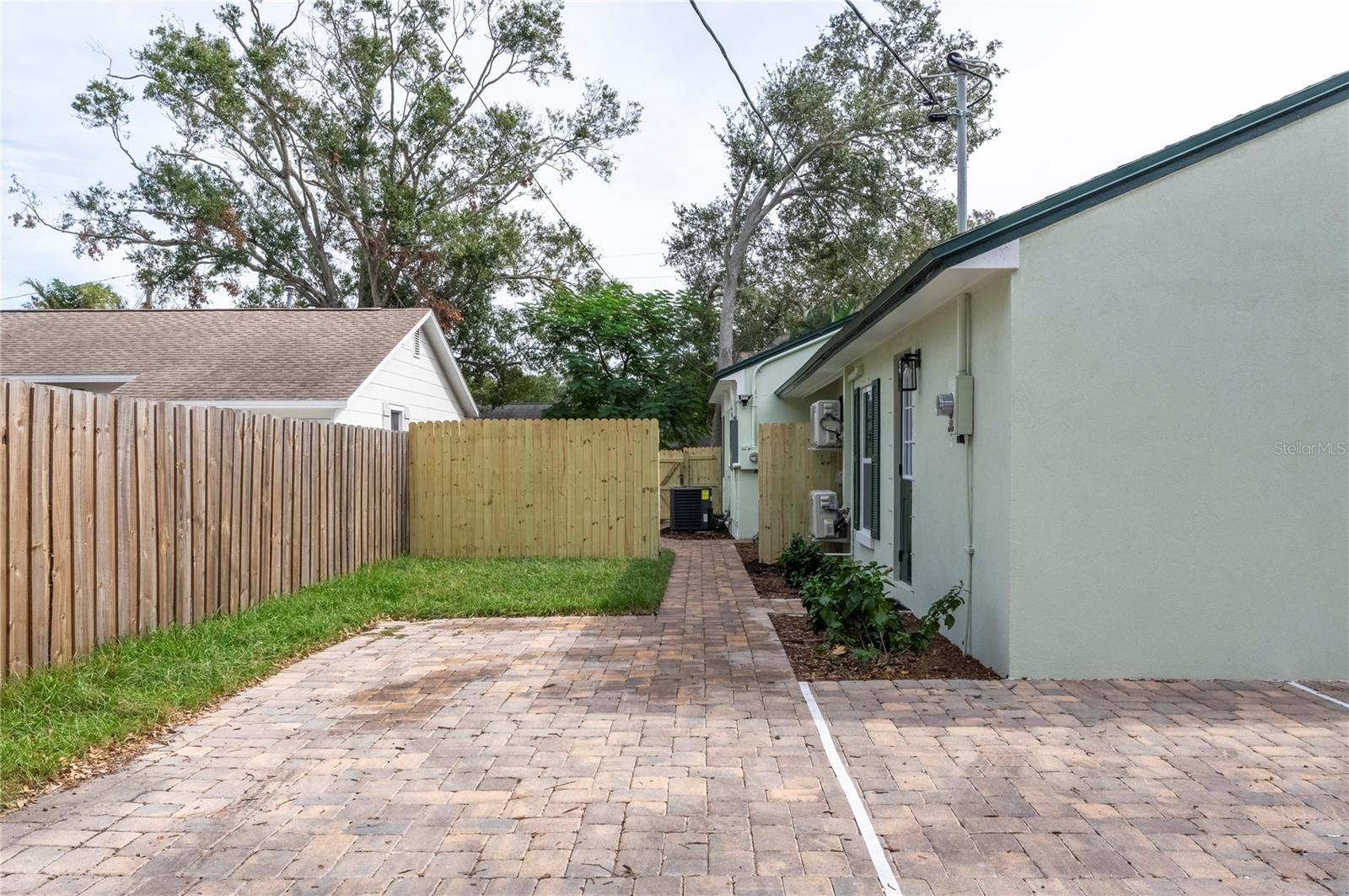 ALLENDALE TERRACE - Residential Income