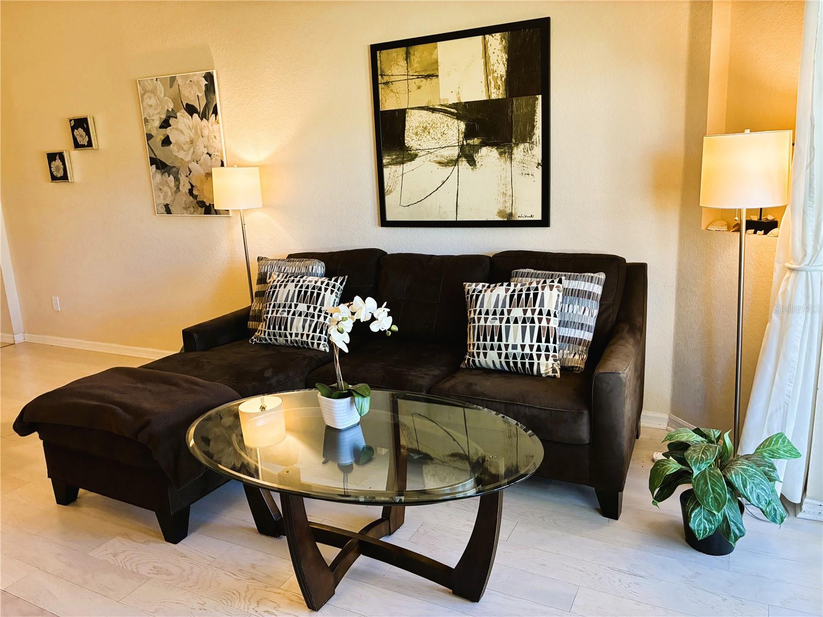 REGAL PALMS AT HIGHLAND RESERVE PH 05 - Residential