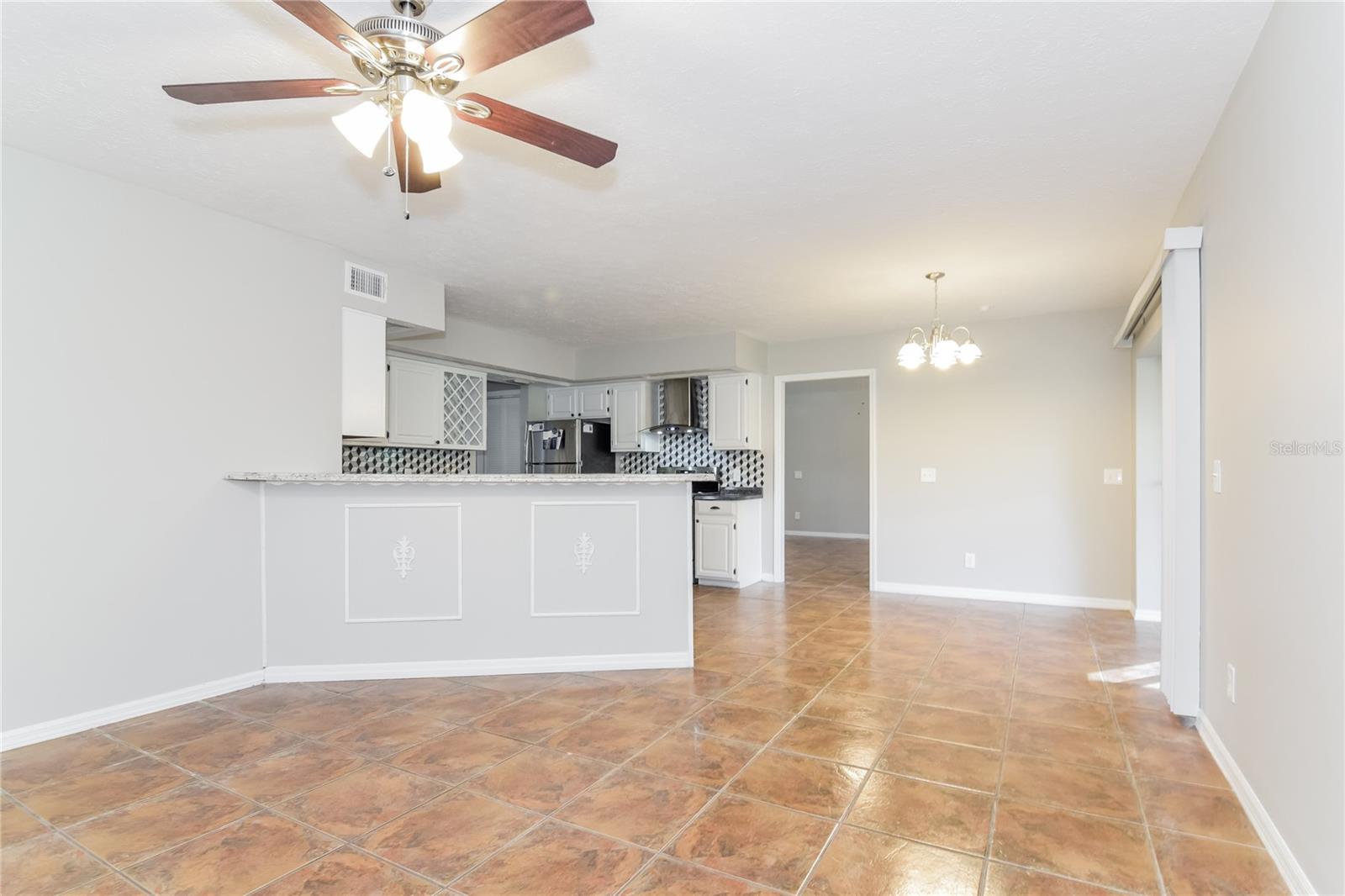 EASTWOOD GLENN - Residential Lease